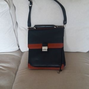 Derik Alexander bag.